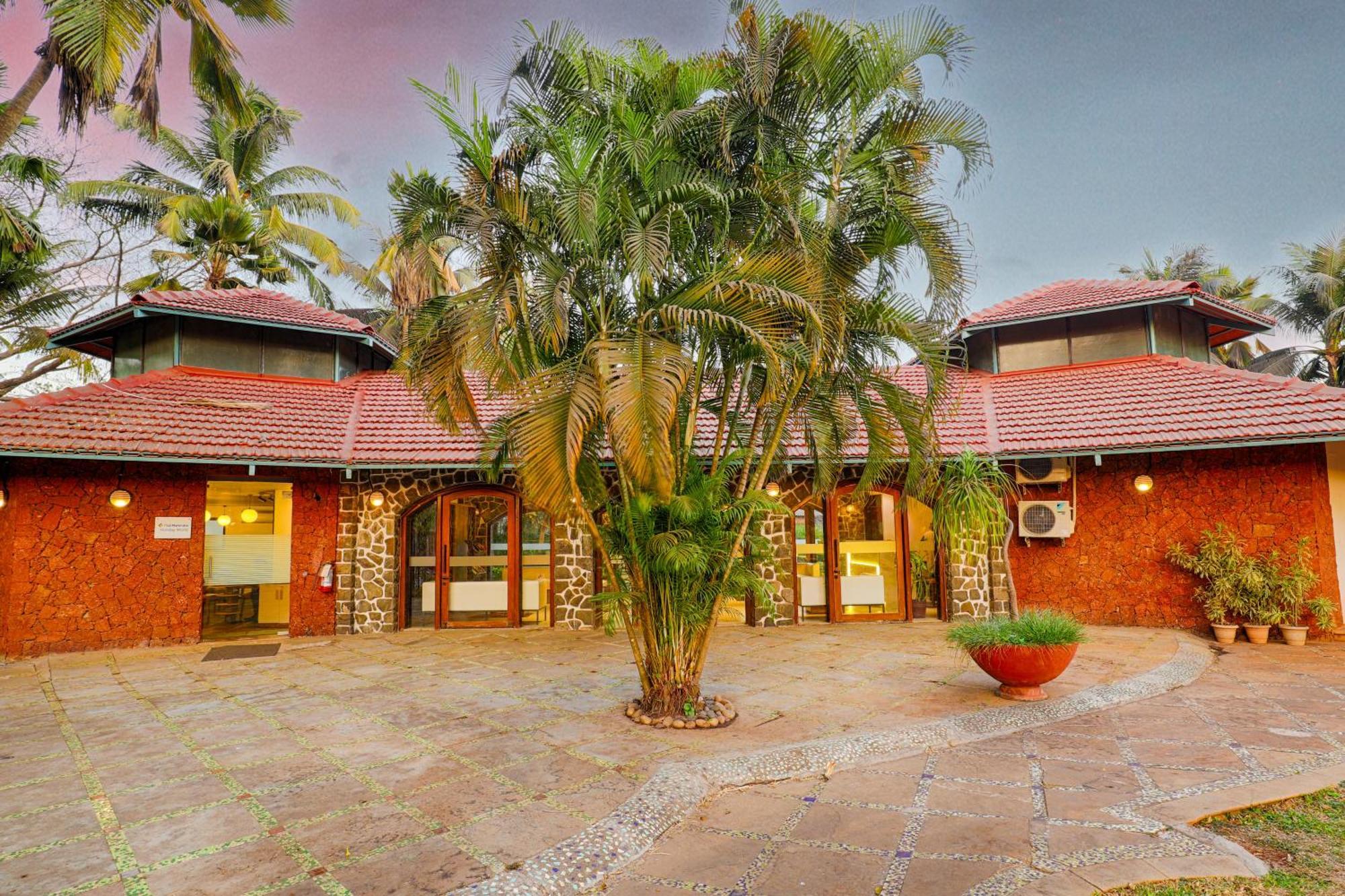 Tropicana Resort & Spa Alibaug アリバグ エクステリア 写真