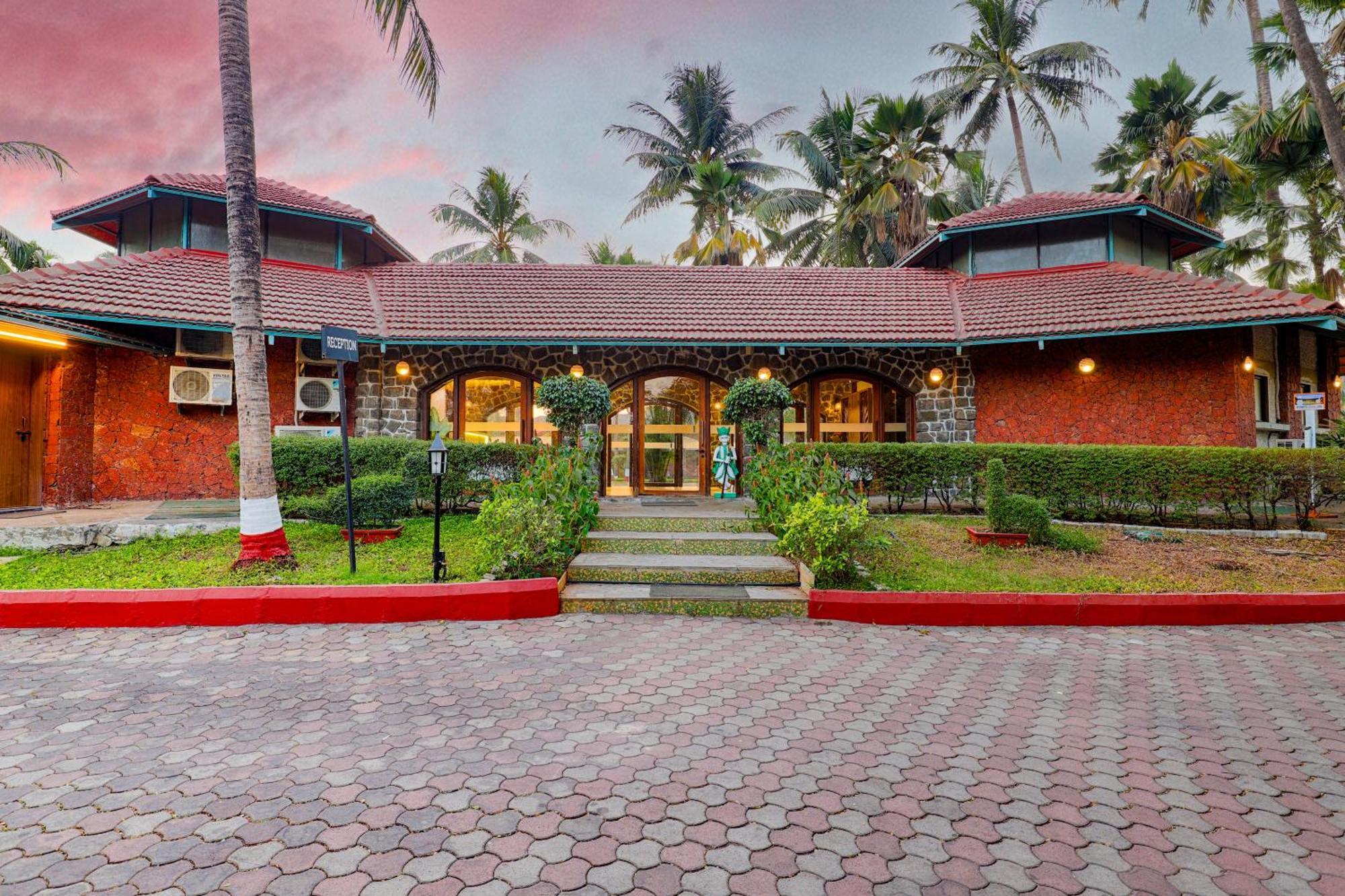 Tropicana Resort & Spa Alibaug アリバグ エクステリア 写真